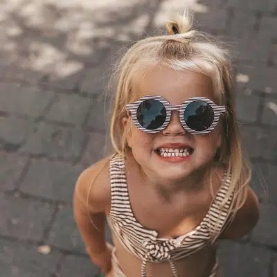 Salted Stories - Saron - Rib Stripe Sunglasses