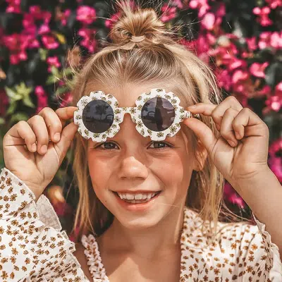 Salted Stories - Sierra - Pansy Shortbread Sunglasses