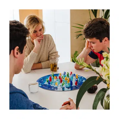 Penguins Huddle Up (2-4 spelers)