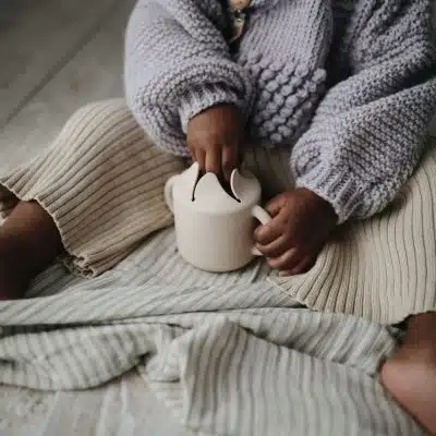 Mushie - Muslin Swaddle - Sage Stripe