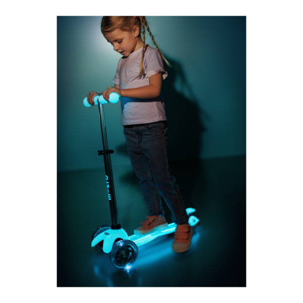 Micro Step - Mini Deluxe Glow Led Plus - Glacier Aqua
