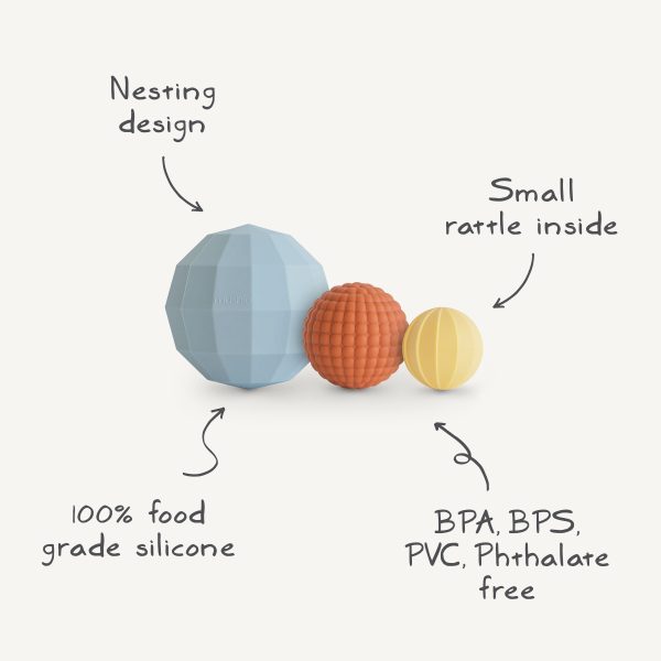 Mushie - Nesting Spheres Sensory Toy - Blush