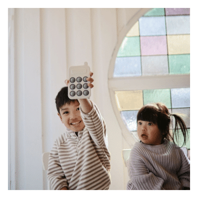 Mushie - Press-toy - Phone - Cambridge Blue