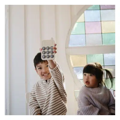 Mushie - Press-toy - Phone - Cambridge Blue