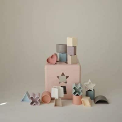 Mushie - Shape Sorting Box - Pastel