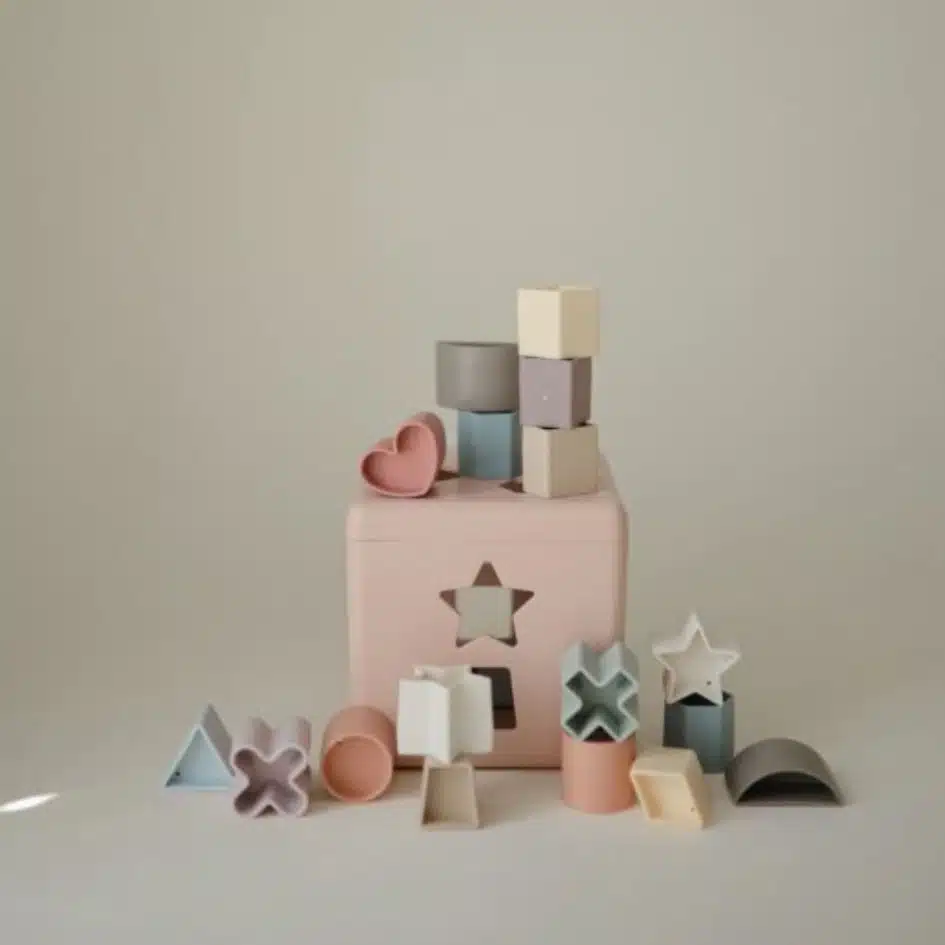 Mushie - Shape Sorting Box - Pastel