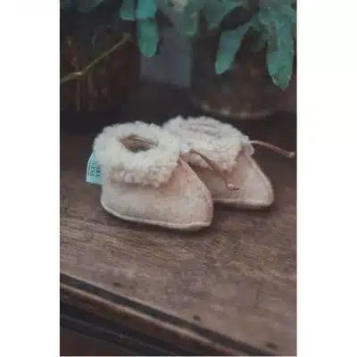 We Are Wovens - Wollen Slofjes - 0/6 maand - Latte