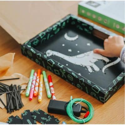 KIDYWOLF - Kidyneon - Knutselpakket Wanddecoratie - Dino