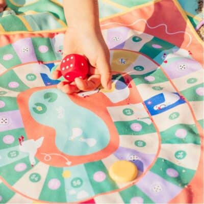 Quut - Travel Game - Game of The Goose & Snake and Ladders