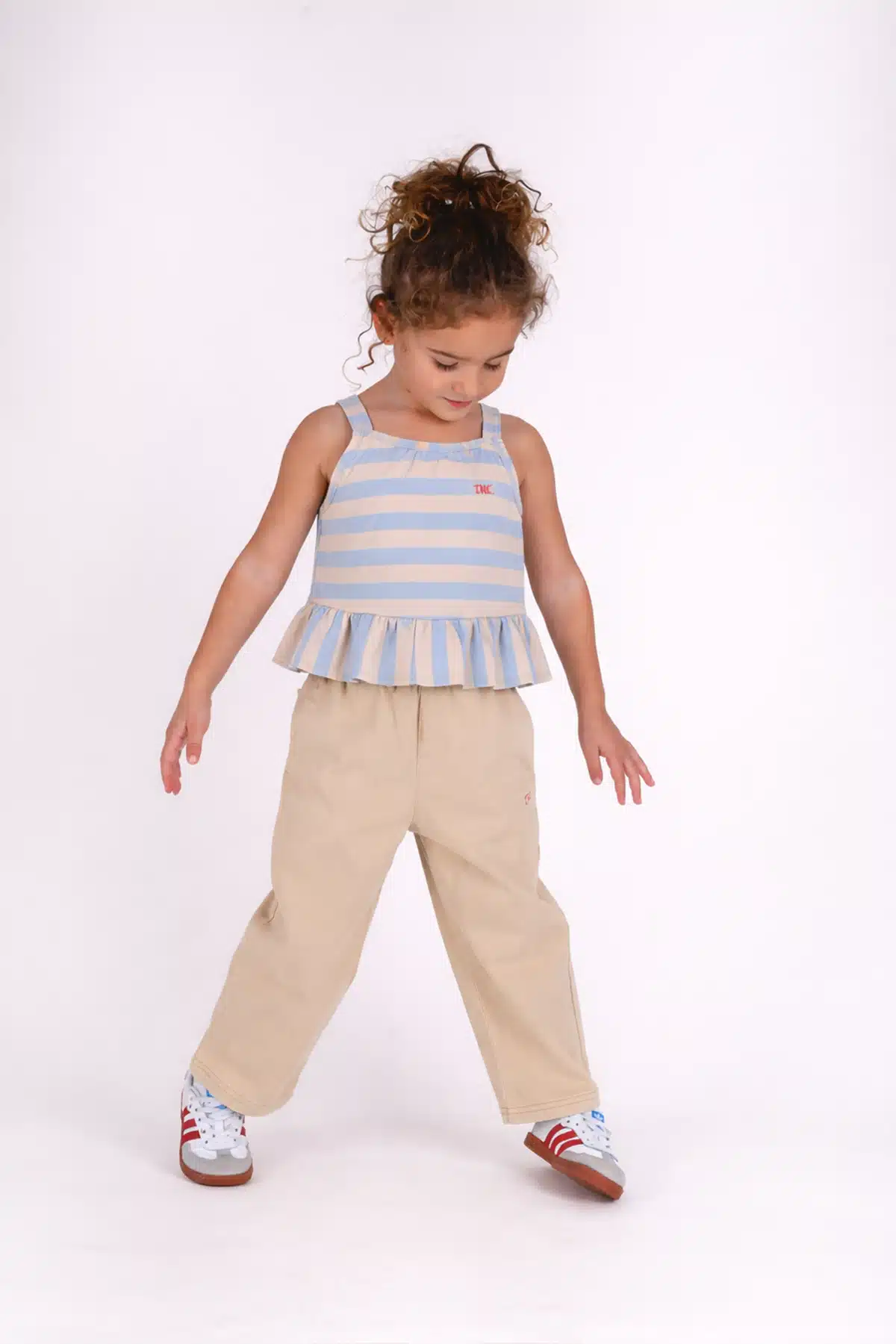 The New Chapter - Top - Julia