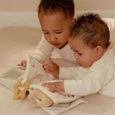 Little Dutch - Activiteitenboekje - Beige - Newborn Naturals